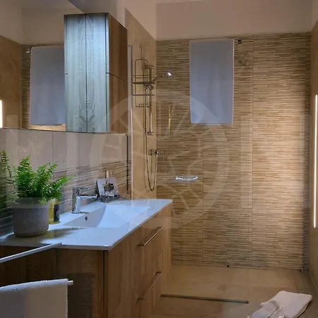 Le Lion - Lys Family * Aosta