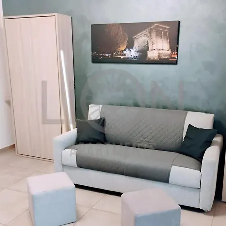 Le Lion - Lys Family شقة أَويستا